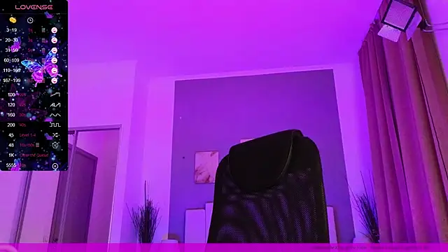 EVAshinyGIRL online show from January 2025 03:43:01 PM