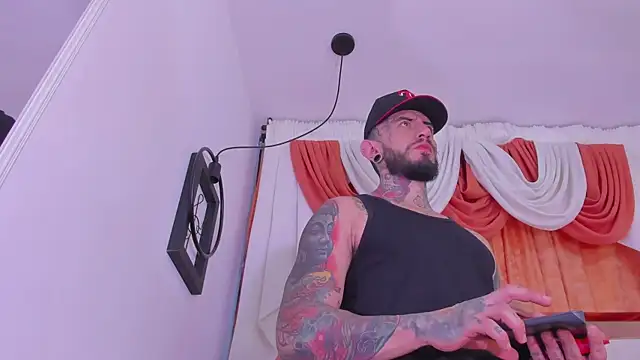 dilan scootk  online show from February 2026 11:20:01 AM