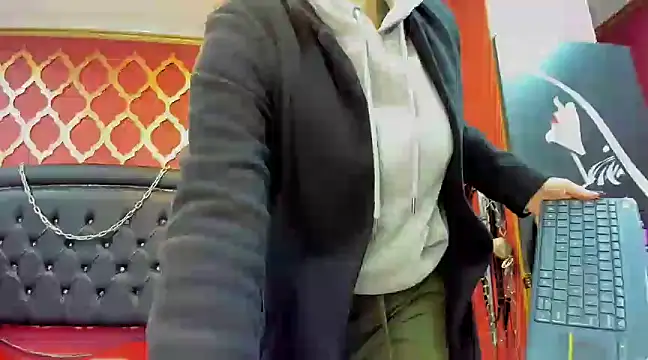 Snapshot of Mistressviictoria chatting on March 2025 11:30:02 AM Mistressviictoria online show from March 2025 11:30:02 AM