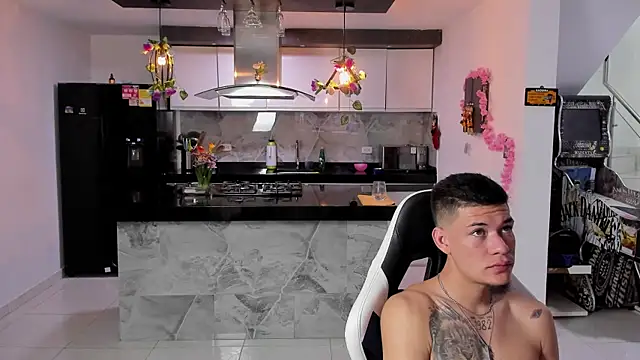 vicky wendy hot sexx online show from April 2026 04:27:01 AM