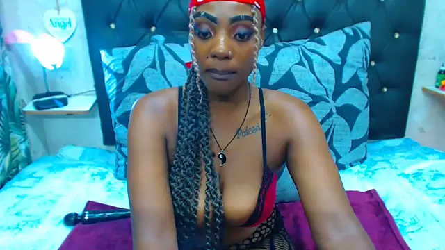 Snapshot of SAVAGExBOO chatting on December 2024 07:08:02 PM SAVAGExBOO online show from December 2024 07:08:02 PM
