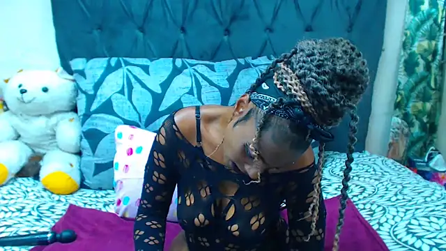 Snapshot of SAVAGExBOO chatting on January 2025 12:48:02 AM SAVAGExBOO online show from January 2025 12:48:02 AM