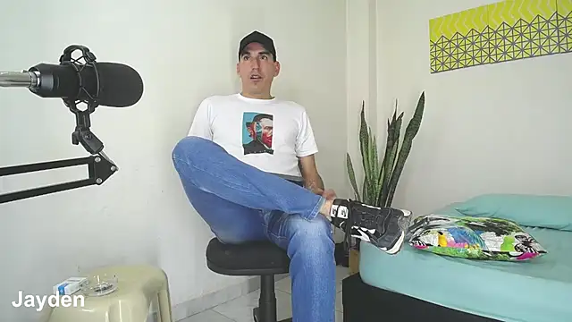 jayydenandjacob online show from February 2025 07:42:01 PM