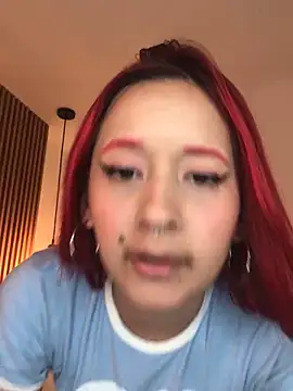 Snapshot of HannaRed_ chatting on March 2025 06:34:01 PM HannaRed online show from March 2025 06:34:01 PM