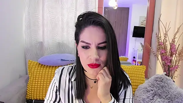 Snapshot of Pamela_Rosal chatting on January 2025 12:52:01 PM Pamela Rosal online show from January 2025 12:52:01 PM