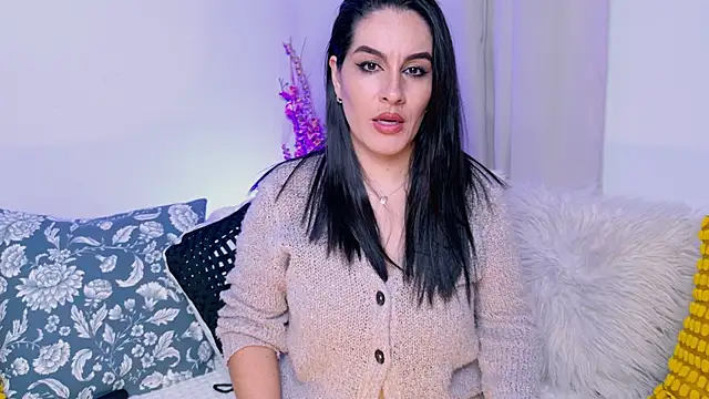 Pamela Rosal online show from October 2025 11:33:01 PM