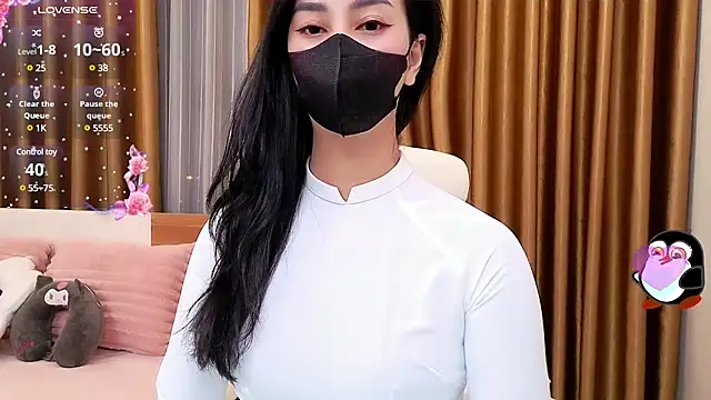-----Sue----- online show from January 2025 12:09:01 PM