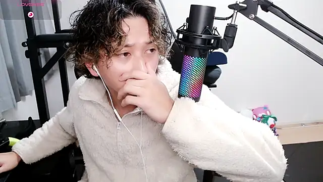 Shizukuu online show from January 2025 09:55:01 AM