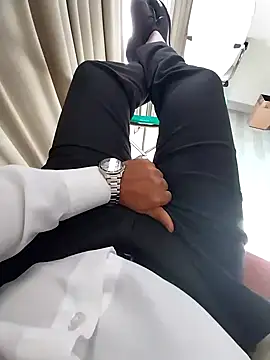 Snapshot of Divyansh_27 chatting on February 2025 09:30:01 AM Divyansh 27 online show from February 2025 09:30:01 AM