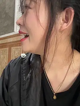 Hellen 111 online show from October 2025 03:40:02 AM