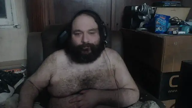 Snapshot of hairyhulk chatting on January 2025 05:37:02 AM hairyhulk online show from January 2025 05:37:02 AM