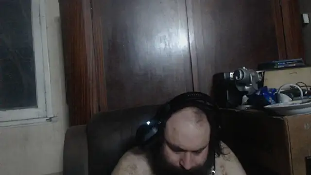 Snapshot of hairyhulk chatting on January 2025 07:46:02 AM hairyhulk online show from January 2025 07:46:02 AM