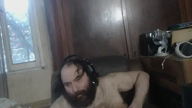 Snapshot of hairyhulk chatting on January 2025 10:06:02 AM hairyhulk online show from January 2025 10:06:02 AM
