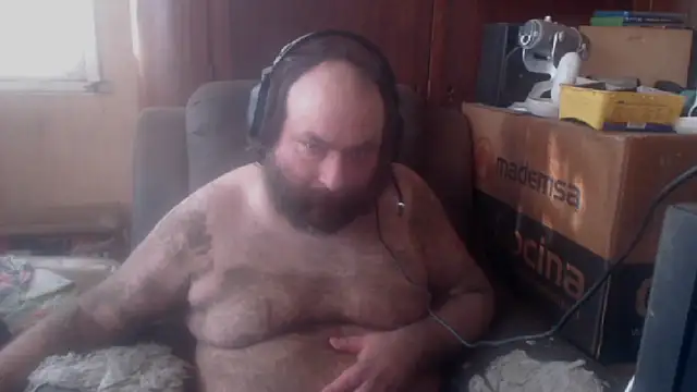 Snapshot of hairyhulk chatting on October 2025 08:11:02 PM hairyhulk online show from October 2025 08:11:02 PM