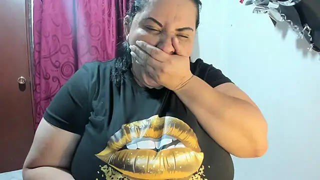 Snapshot of tetasgrandes_karol chatting on January 2025 02:38:02 AM tetasgrandes karol online show from January 2025 02:38:02 AM