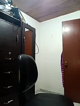 Snapshot of tetasgrandes_karol chatting on January 2025 05:23:01 PM tetasgrandes karol online show from January 2025 05:23:01 PM