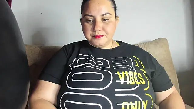 Snapshot of tetasgrandes_karol chatting on September 2025 07:02:02 PM tetasgrandes karol online show from September 2025 07:02:02 PM