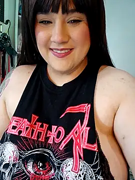 ItsNaiixa online show from April 2026 07:07:02 PM