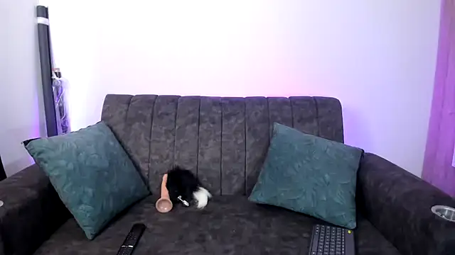 Dear-Venus online show from October 2025 06:31:02 PM