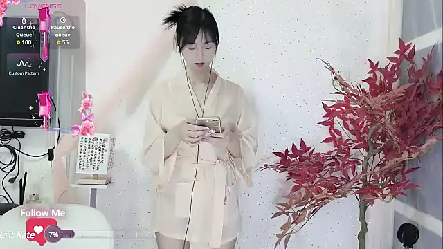 Lisa-s online show from February 2025 01:52:02 PM