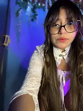 Snapshot of Lily_candy_X chatting on April 2026 04:48:01 AM Lily candy X online show from April 2026 04:48:01 AM