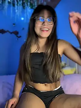 Snapshot of Lily_candy_X chatting on May 2026 04:17:02 AM Lily candy X online show from May 2026 04:17:02 AM