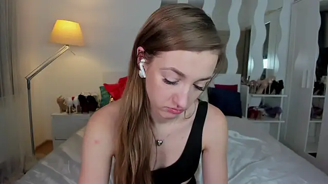 KateRedgar online show from January 2025 05:32:01 PM