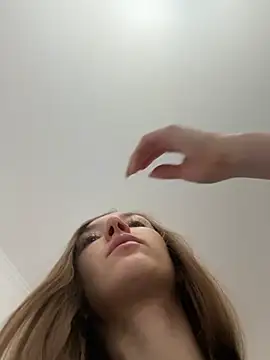 KateRedgar online show from February 2026 08:32:01 AM