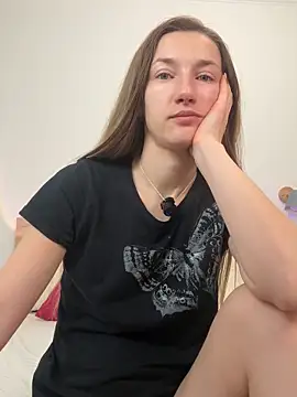 KateRedgar online show from March 2026 10:33:01 AM