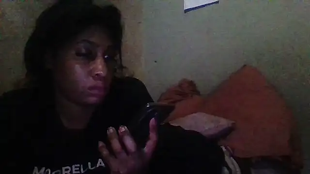 Snapshot of Moorella1 chatting on September 2025 03:44:01 PM Moorella1 online show from September 2025 03:44:01 PM