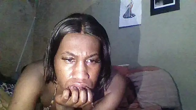 Snapshot of Moorella1 chatting on September 2025 04:35:02 AM Moorella1 online show from September 2025 04:35:02 AM