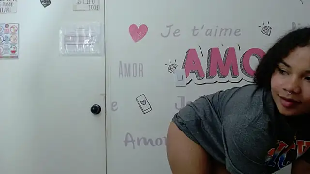 Snapshot of KittyBrookex chatting on March 2025 07:37:02 PM KittyBrookex online show from March 2025 07:37:02 PM