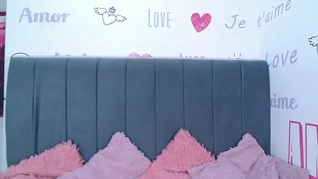 KittyBrookex online show from November 2025 01:39:02 PM