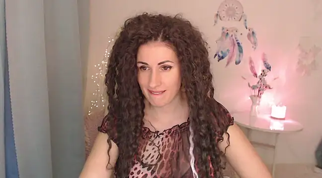 MaryMalory11 online show from December 2024 03:52:01 PM