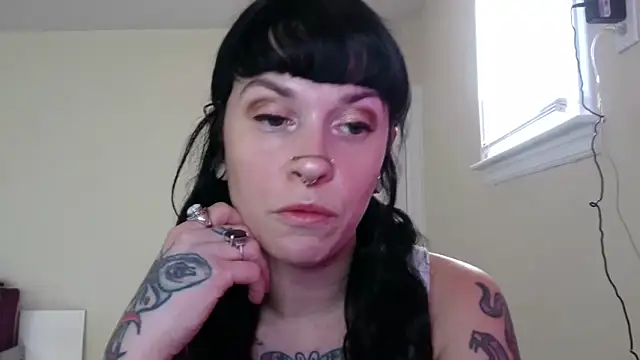 Marcelinegoddess online show from February 2026 05:11:01 PM