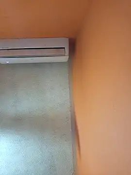 miicheele32 online show from October 2025 09:04:01 AM