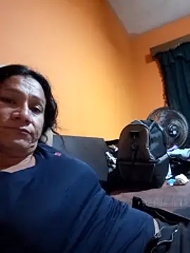 miicheele32 online show from November 2025 06:24:02 AM