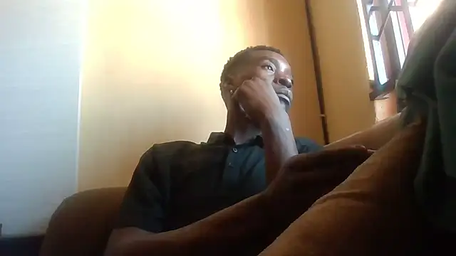 SmallGoodNutts online show from November 2025 09:31:01 AM