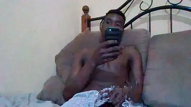 SmallGoodNutts online show from January 2026 05:28:02 PM