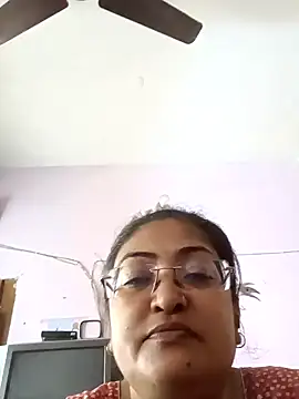 LAVERNIYA  online show from December 2024 05:21:01 AM