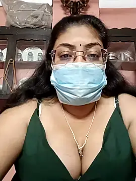 LAVERNIYA  online show from February 2025 07:10:02 PM