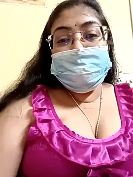 LAVERNIYA  online show from February 2025 12:10:02 PM