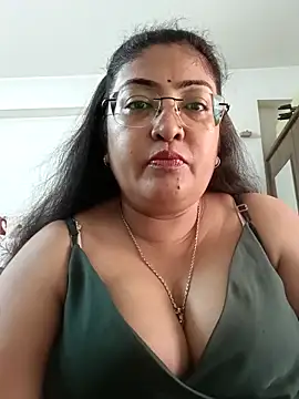 LAVERNIYA  online show from September 2025 05:07:01 AM