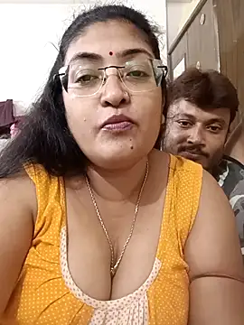 LAVERNIYA  online show from October 2025 07:18:01 PM