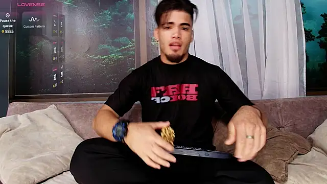 dante fox  online show from February 2025 11:53:02 PM
