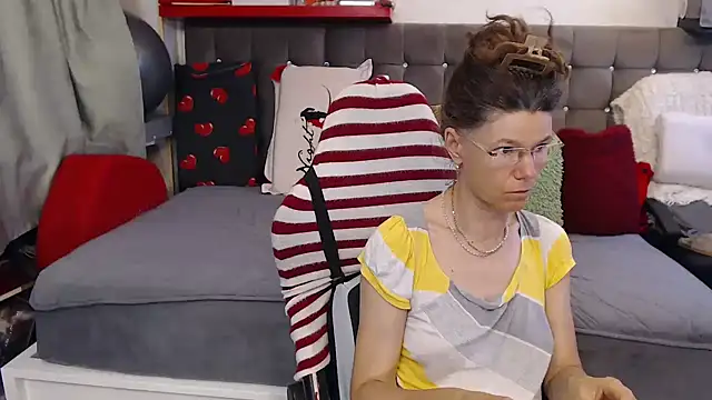 kellyterapy online show from June 2026 04:56:02 PM