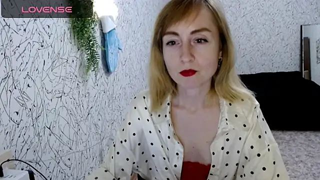 Athena Richards online show from October 2025 03:19:02 PM