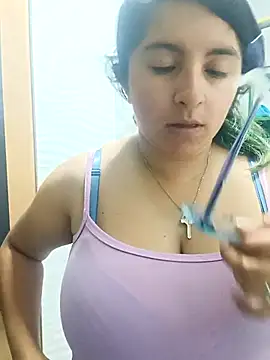 Snapshot of _Angelinaandrade_ chatting on October 2025 01:13:02 AM Angelinaandrade online show from October 2025 01:13:02 AM