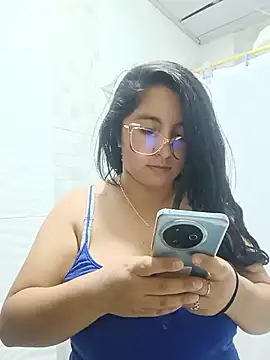 Snapshot of _Angelinaandrade_ chatting on June 2026 01:15:02 AM Angelinaandrade online show from June 2026 01:15:02 AM