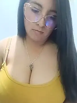 Snapshot of _Angelinaandrade_ chatting on July 2026 01:19:01 AM Angelinaandrade online show from July 2026 01:19:01 AM